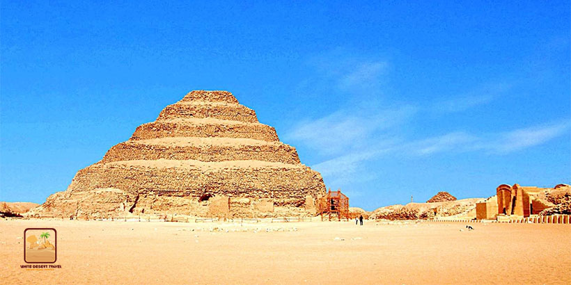 pyramid tour Egypt